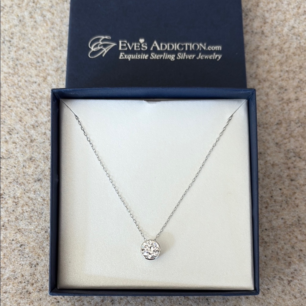 Addiction Silver Necklace